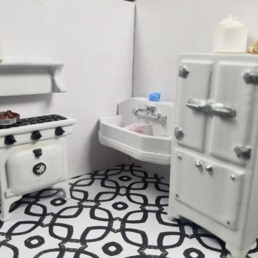 Miniature Art Deco Kitchen (1:24 Scale)