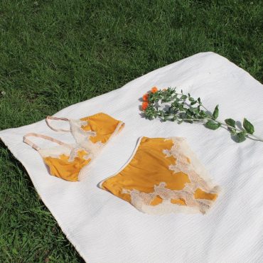 Marigold merino wool underwear set/ handmade merino wool lingerie with lace