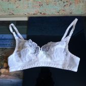 Vintage Poliester Brasserie Soviet Era Women's Underwear in White Color Retro Bra Women's Underwear with Lace Made in Latvia Lauma 1991s