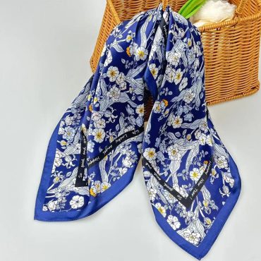 53cm 100% Mulberry Silk Square Scarf, Women's Scarf, Fashion Scarf, Bandana, Headband, Bag Accessory,Gift Idea flower，Gift for her