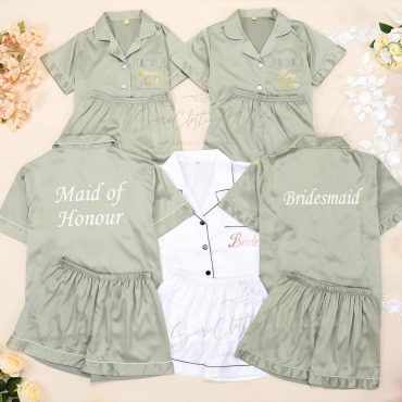 Personalized Bridesmaid Pajamas, Monogram Bridal Pajamas, Flower Girl Pyjama, Bachelorette Gift Idea
