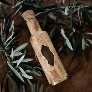 Handcrafted Olive Wood Bottle | Unique 200ml Bottle for Olive Oil| Elegant Kitchen Accessory | Root-Carved Tree Hollow Design | Perfect Gift