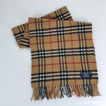 Genuine Burberry wool scarf in an excellent condition Beige colour Short  size Length 140cm