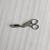 Metal nutcracker, bird design, elegant decoration, details, kitchen accessory, refined retro utensil, original gift, tableware