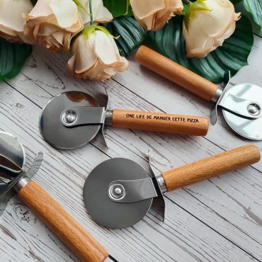 Personalized Pizza Cutter,Housewarming Gift,Kitchen Gift,Wedding Gift,Kitchen Accessories,Father's Day Gift,Pizza Lover Gift,Birthday Gift