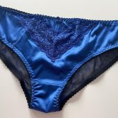 Handgemachte individuelle Damenslips, eigene Designs - echtes Einzelstück, vereint Eleganz, Handwerkskunst & die Philosophie von Kintsugi