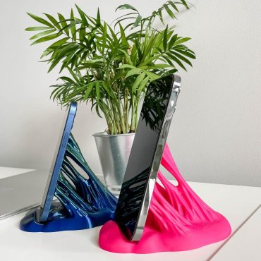 Melting Slime Phone Stand Unique Gum Phone Holder - Customizable Desk Organizer, Perfect Gift for Gamers Stylish Gift Idea for Teenager