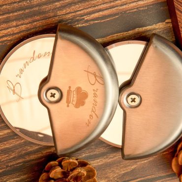Groomsmen Gifts, Custom Engraved Stainless Steel Pizza Cutter, Pizza Party Favors, Personalized Gifts, Kitchen Accessories, Pizza Lovers